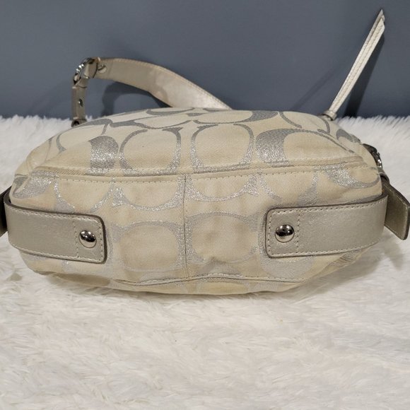 Coach Zoe Silver Cream Gray Metallic Purse 13671 Leather - Picture 6 of 6